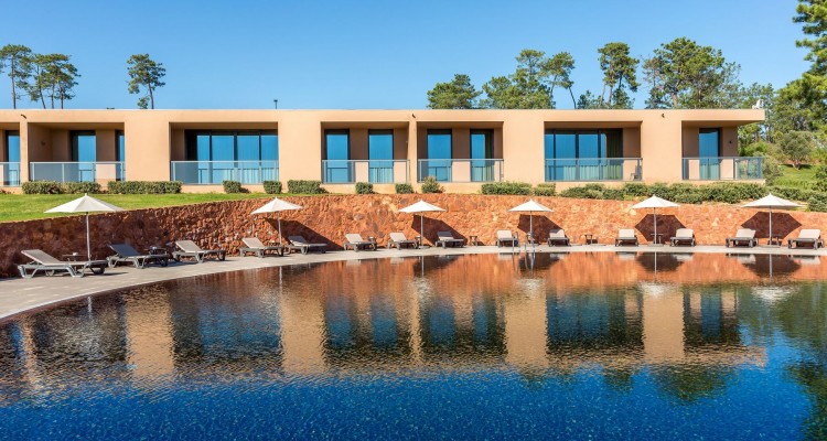 NAU Morgado Golf & Country Club 4* - 8 dni / 7 noči, 5 x green fee NAU Morgado Golf & Country Club 4* - 8 dni / 7 noči, 5 x green fee